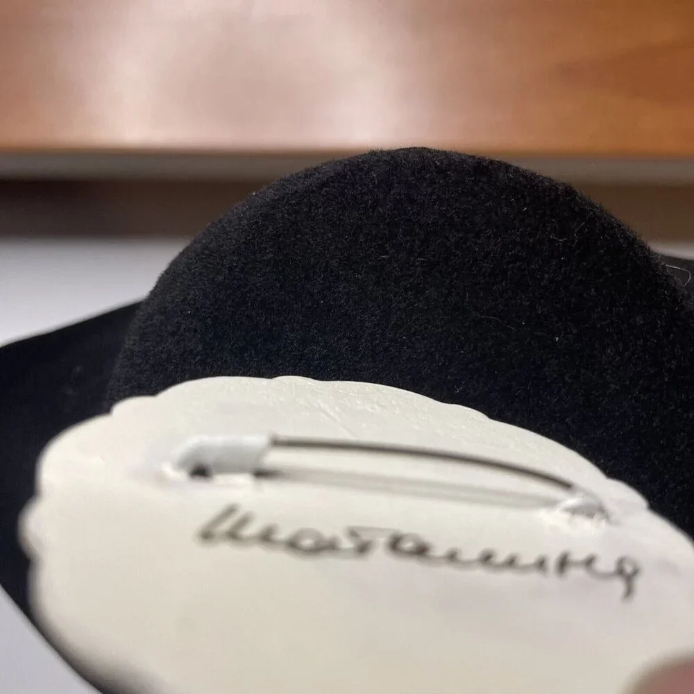 N/A signed vintage
